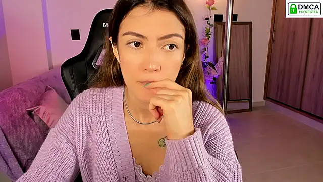 Lilabril online show from 8, 9, 2025