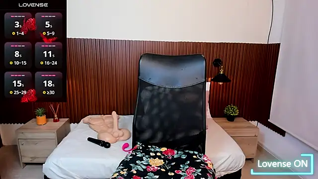 chanel brunette online show from 13, 11, 2025