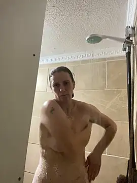 Snapshot of WreckedCrop chatting on 9, 1, 2025 WreckedCrop online show from 9, 1, 2025