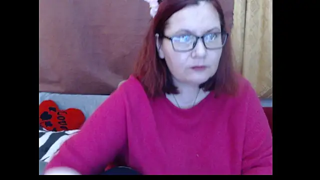 Snapshot of PlayfullMature chatting on 9, 4, 2026 PlayfullMature online show from 9, 4, 2026