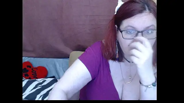 Snapshot of PlayfullMature chatting on 13, 4, 2026 PlayfullMature online show from 13, 4, 2026