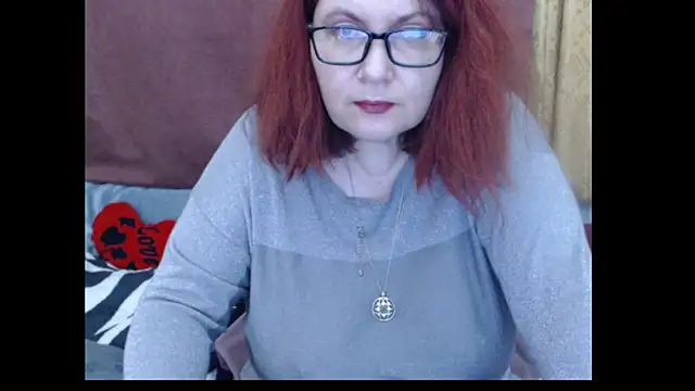 Snapshot of PlayfullMature chatting on 15, 4, 2026 PlayfullMature online show from 15, 4, 2026