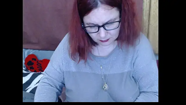 Snapshot of PlayfullMature chatting on 15, 4, 2026 PlayfullMature online show from 15, 4, 2026