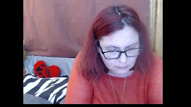 Snapshot of PlayfullMature chatting on 16, 4, 2026 PlayfullMature online show from 16, 4, 2026