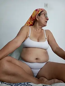 deisy summers47x online show from 21, 9, 2025