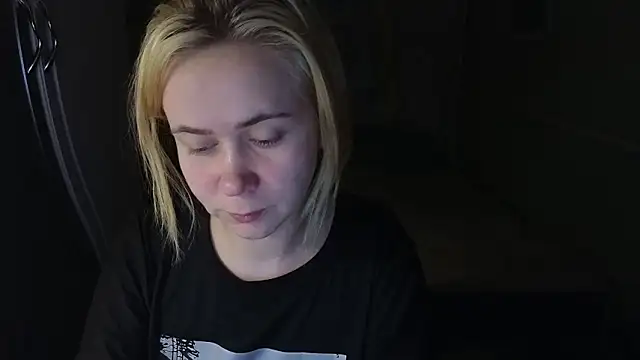 Riley Roo online show from 1, 2, 2026