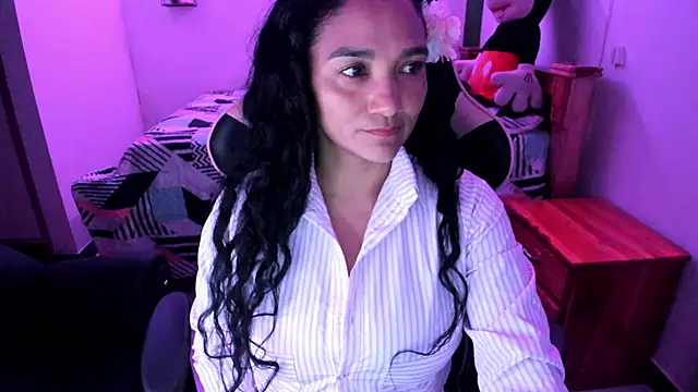 Snapshot of rayza_mature_154 chatting on 6, 5, 2026 rayza mature 154 online show from 6, 5, 2026