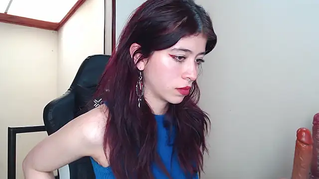 SuzzyyM online show from 30, 1, 2025