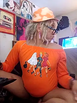 Snapshot of Mune_Raez_6 chatting on 21, 10, 2025 Mune Raez 6 online show from 21, 10, 2025