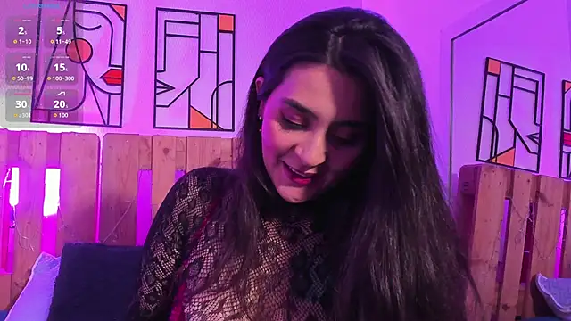 Snapshot of emily_amaya chatting on 30, 4, 2026 emily amaya online show from 30, 4, 2026