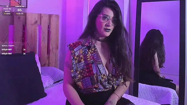 Snapshot of emily_amaya chatting on 15, 5, 2026 emily amaya online show from 15, 5, 2026