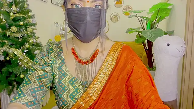 Snapshot of Monalisadon018 chatting on 14, 2, 2026 Monalisadon018 online show from 14, 2, 2026