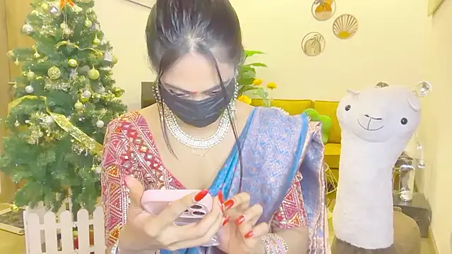 Snapshot of Monalisadon018 chatting on 26, 2, 2026 Monalisadon018 online show from 26, 2, 2026