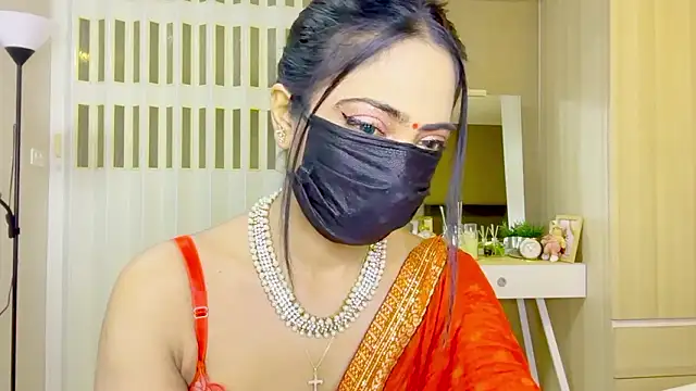 Snapshot of Monalisadon018 chatting on 17, 3, 2026 Monalisadon018 online show from 17, 3, 2026