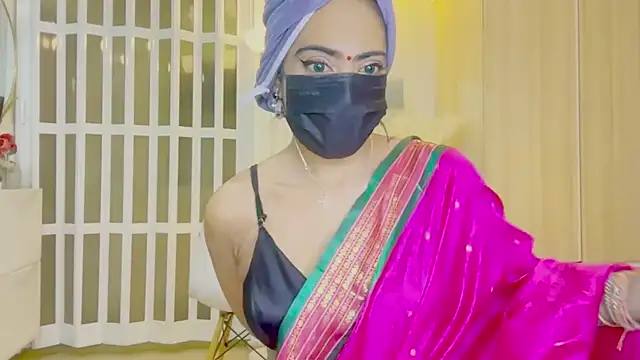 Snapshot of Monalisadon018 chatting on 1, 4, 2026 Monalisadon018 online show from 1, 4, 2026