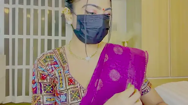 Snapshot of Monalisadon018 chatting on 5, 4, 2026 Monalisadon018 online show from 5, 4, 2026