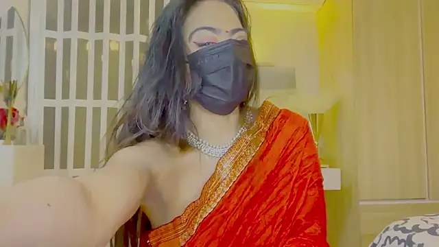 Snapshot of Monalisadon018 chatting on 10, 4, 2026 Monalisadon018 online show from 10, 4, 2026