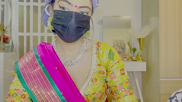 Snapshot of Monalisadon018 chatting on 14, 4, 2026 Monalisadon018 online show from 14, 4, 2026