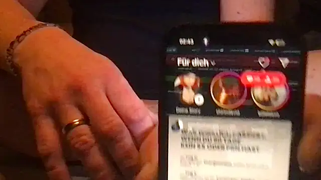 Snapshot of SandraSissy_76 chatting on 19, 10, 2025 SandraSissy 76 online show from 19, 10, 2025