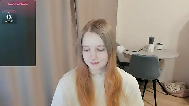 Snapshot of Alyaley chatting on 18, 3, 2025 Alyaley online show from 18, 3, 2025