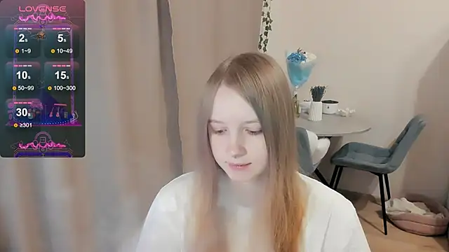 Snapshot of Alyaley chatting on 9, 9, 2025 Alyaley online show from 9, 9, 2025