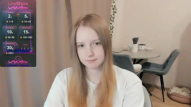 Snapshot of Alyaley chatting on 17, 9, 2025 Alyaley online show from 17, 9, 2025