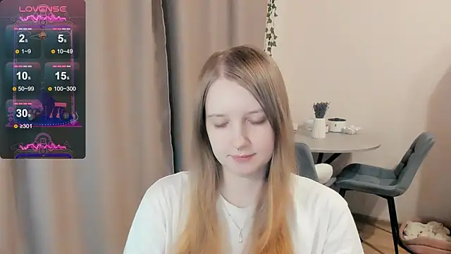 Snapshot of Alyaley chatting on 18, 9, 2025 Alyaley online show from 18, 9, 2025