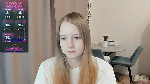 Snapshot of Alyaley chatting on 20, 9, 2025 Alyaley online show from 20, 9, 2025