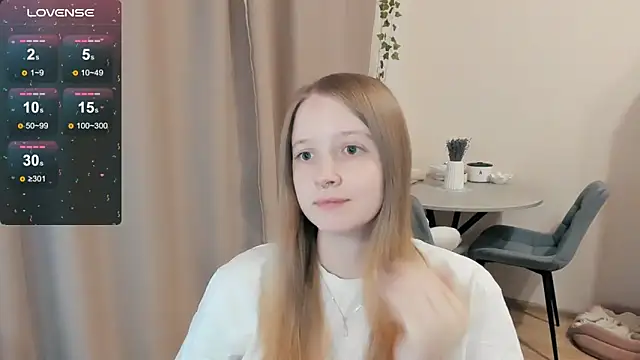 Snapshot of Alyaley chatting on 17, 10, 2025 Alyaley online show from 17, 10, 2025