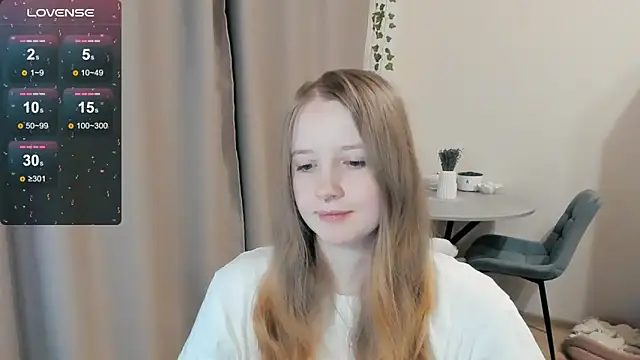 Snapshot of Alyaley chatting on 24, 10, 2025 Alyaley online show from 24, 10, 2025