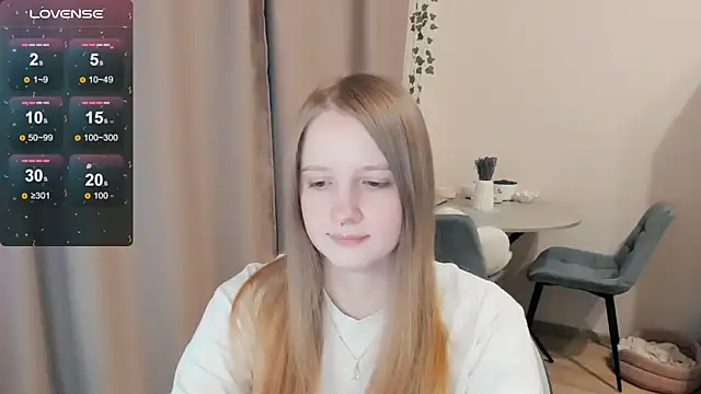 Snapshot of Alyaley chatting on 18, 11, 2025 Alyaley online show from 18, 11, 2025