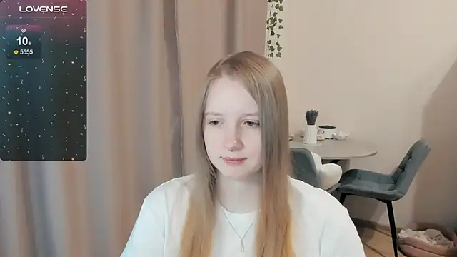 Snapshot of Alyaley chatting on 20, 11, 2025 Alyaley online show from 20, 11, 2025