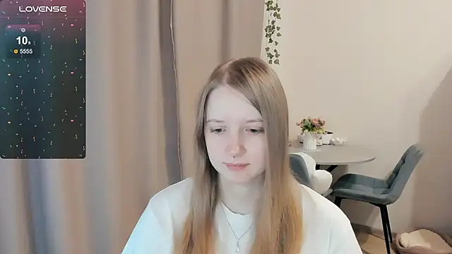 Snapshot of Alyaley chatting on 2, 12, 2025 Alyaley online show from 2, 12, 2025