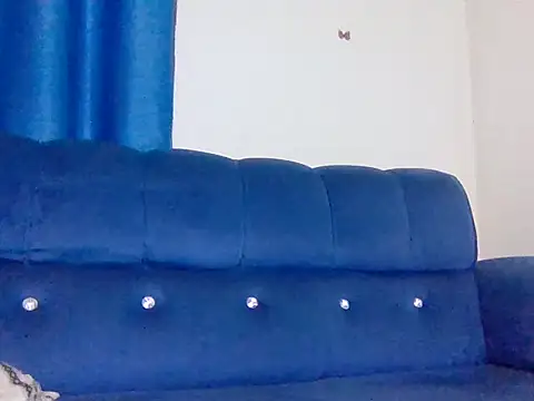 Snapshot of Sweetie_pussy chatting on 2, 6, 2026 Sweetie pussy online show from 2, 6, 2026