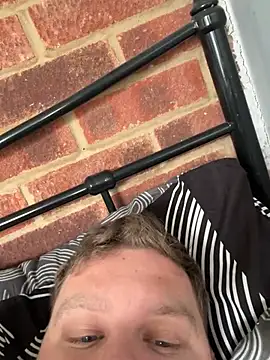 Lukeyboy027 online show from 10, 4, 2026
