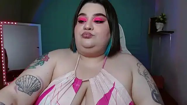 Snapshot of tiffany_laurens chatting on 23, 12, 2024 tiffany laurens online show from 23, 12, 2024