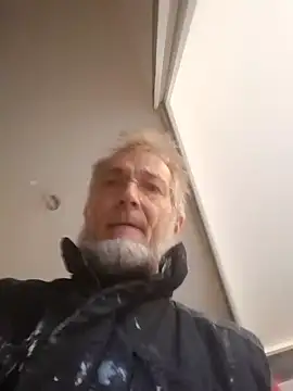 Snapshot of 60philippe chatting on 8, 12, 2024 60philippe online show from 8, 12, 2024