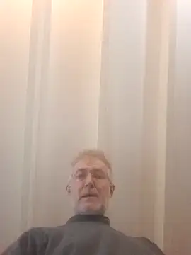 Snapshot of 60philippe chatting on 24, 1, 2025 60philippe online show from 24, 1, 2025