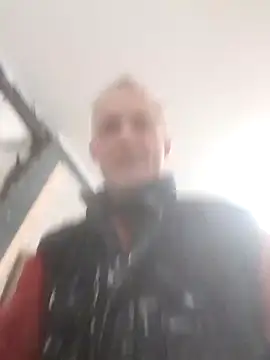 Snapshot of 60philippe chatting on 5, 3, 2025 60philippe online show from 5, 3, 2025