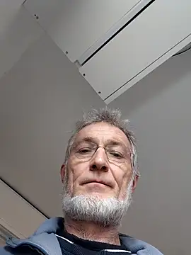 Snapshot of 60philippe chatting on 19, 2, 2026 60philippe online show from 19, 2, 2026