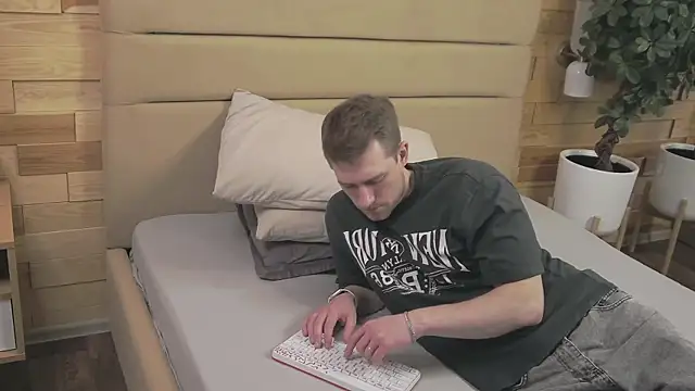 EthanPinkman online show from 21, 11, 2025