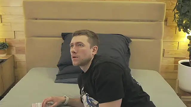 EthanPinkman online show from 18, 4, 2026