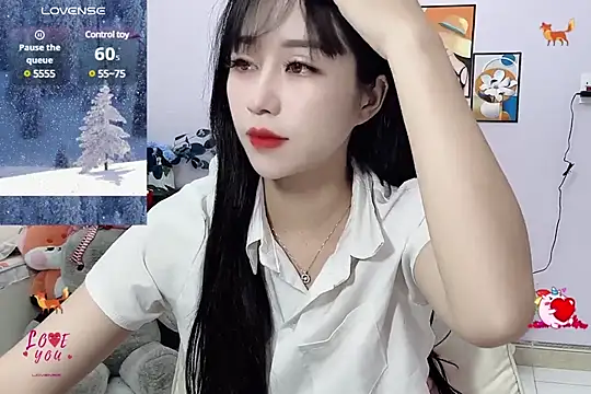 Snapshot of _LLisa_ chatting on 12, 2, 2025 LLisa online show from 12, 2, 2025