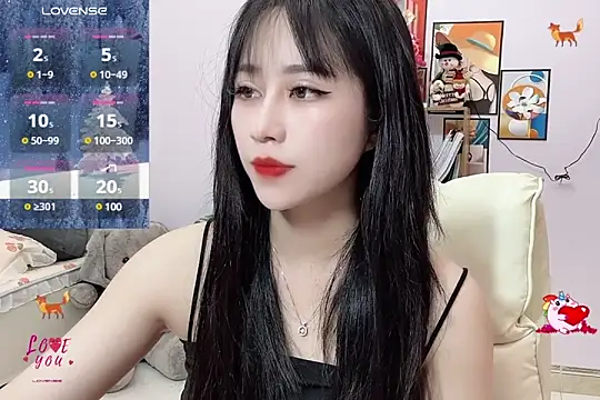 Snapshot of _LLisa_ chatting on 19, 2, 2025 LLisa online show from 19, 2, 2025