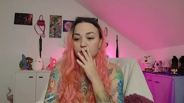 PinkHurricaneOfficial online show from 22, 9, 2025