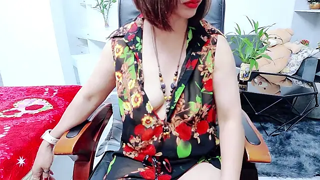 Snapshot of Miu-Le chatting on 2, 6, 2026 Miu-Le online show from 2, 6, 2026