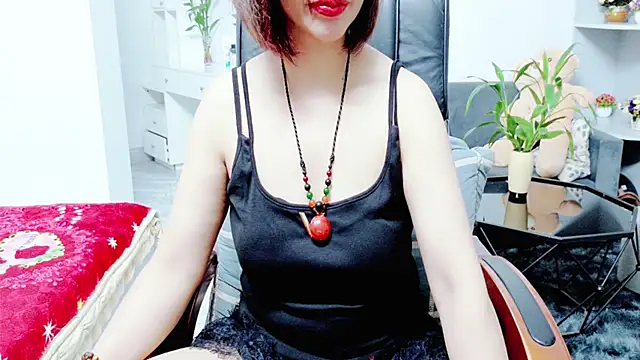 Snapshot of Miu-Le chatting on 18, 6, 2026 Miu-Le online show from 18, 6, 2026