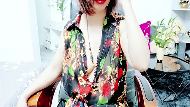 Snapshot of Miu-Le chatting on 23, 6, 2026 Miu-Le online show from 23, 6, 2026