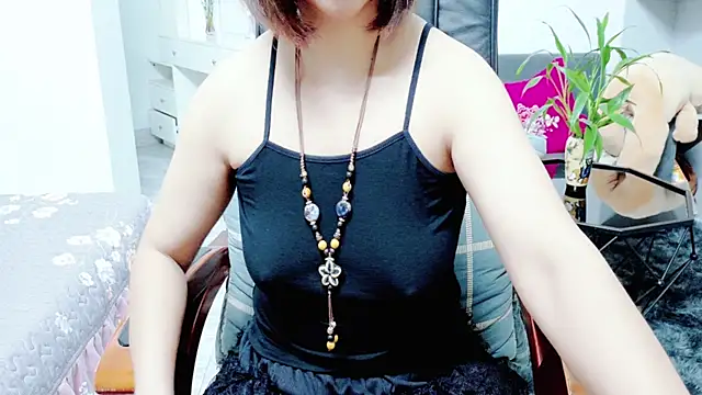 Snapshot of Miu-Le chatting on 29, 6, 2026 Miu-Le online show from 29, 6, 2026