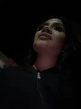 Riana Kean online show from 31, 1, 2025